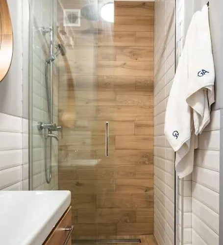 Urban Chic & Great Location & Modern - #o6 *